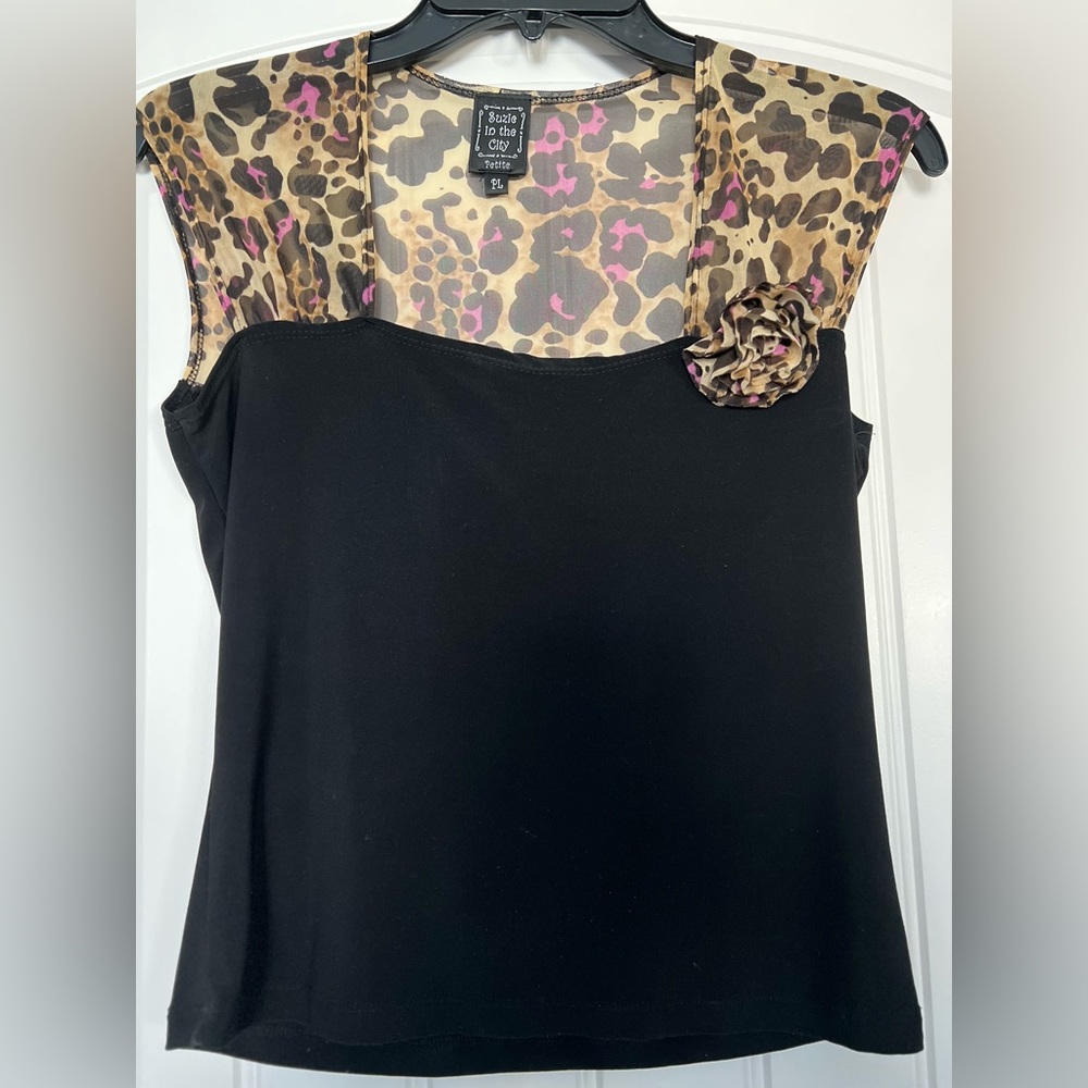Suzie in the City Petite Large Black with Cheetah print blouse